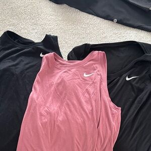 Lululemon Athletica Women's Tank Tops - Black and Pink